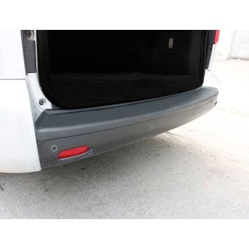 Omsa Renault Trafic 2 2001-2014 Arası Plastik Arka Tampon Eşiği