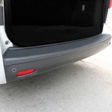 Omsa Renault Trafic 2 2001-2014 Arası Plastik Arka Tampon Eşiği