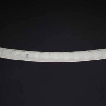 Omsa VW Golf 7 2013 ve Sonrası Taşlı Krom Arka Tampon Eşiği