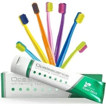 Opalescence 133 gr Beyazlatıcı Diş Macunu+Curaprox 5460 Diş Fırçası