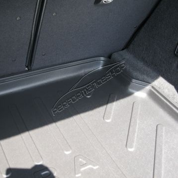 Opel Astra H Hb 2004 Bagaj Havuzu