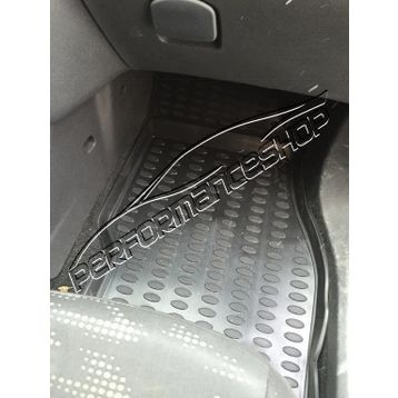 Opel Corsa 2009 Model 3D Havuzlu Paspas