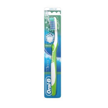 Oral-B 3D White Fresh Orta Diş Fırçası