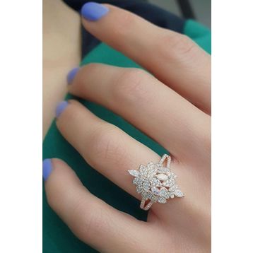 Oseshop Pırlanta Parlaklığında Zirkon Taşlı 925 Ayar Gümüş Üzerine Rose Altın Kaplama Yüzük