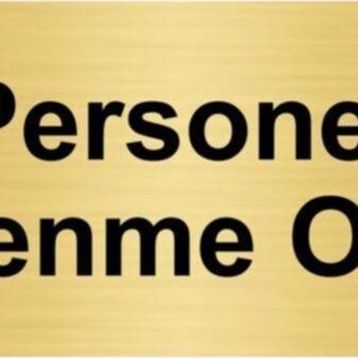 Özarslan Dizayn Personel Dinlenme Odası 7x20 cm Altın Renk Metal Yönlendirme Levhası