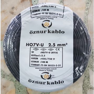 Öznur NYA 2,5'luk Siyah Kablo