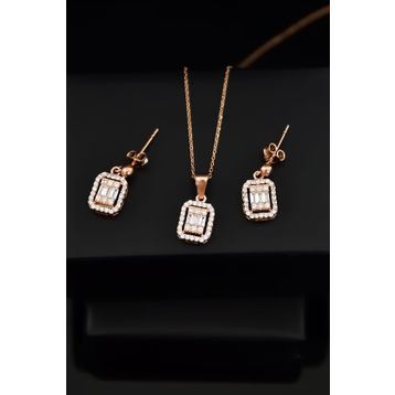 Papatya Silver 925 Ayar Gümüş Rose Kaplama Zirkon Baget Taşlı Çivili Küpe ve Tepelikli Baget Kare Taş Kolye Set