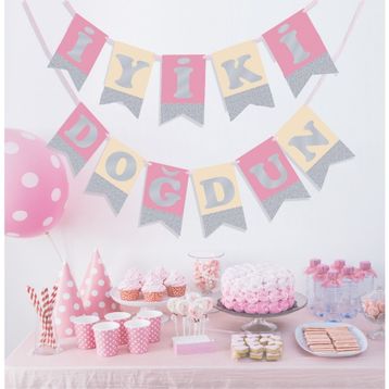 Partici Pembe Gümüş Yaldızlı İyi Ki Doğdun Banner