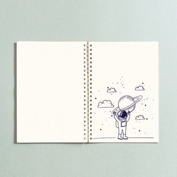 Paytak Moda Astronot Saturn Tasarımlı A5 96 Yaprak Çizgisiz Spiralli Defter