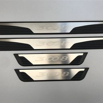 Peugeot 3008 4 Parça Kapı Eşiği