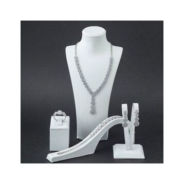 Pigado 925 Ayar Gümüş Zirkon Taşlı Yuvarlak Model Set