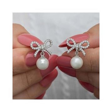Pilelistore Gümüş Fiyonk İnci Kadın Çivili Küpe