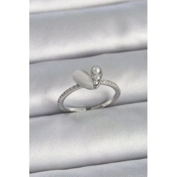 Pirinç Gümüş Renk Ayarlanabilir Zirkon Taşlı İncili Beyaz Mineli Kalp Model Kadın Yüzük