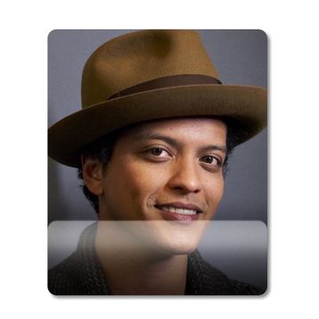 Pixxa Model - 2 Bruno Mars Bilek Destekli Mouse Pad