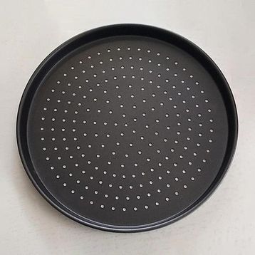 Piyop 24 cm Standart Model Delikli Kaplamalı Pizza Tavası
