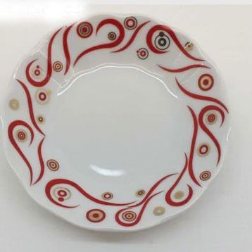 Porland Porselen Desenli Kırmızı Çay Tabağı