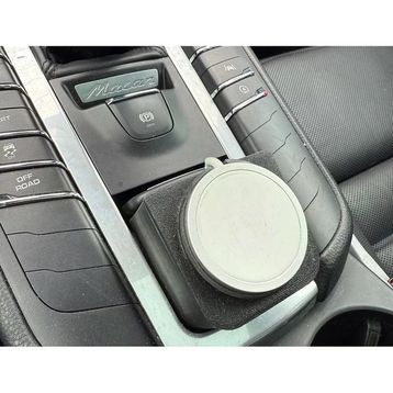 Porsche Macan 2014-2021 Magsafe Tutucu