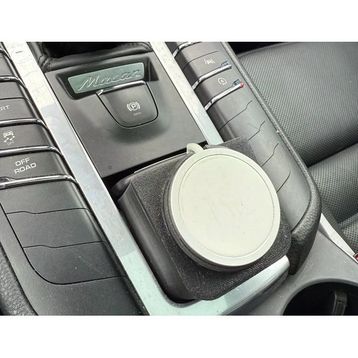 Porsche Macan 2014-2021 Magsafe Tutucu