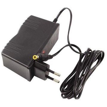 Powermaster 12 Volt 2.5 Amper Ortası İğneli Adaptör