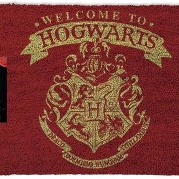 Pyramid International Harry Potter Hogwarts Crest Poster