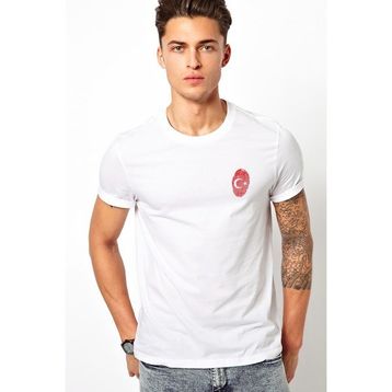 Qivi Parmak İzi Türk Bayrağı Dna Baskılı Beyaz Erkek T-shirt