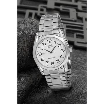 Q&Q 3G3195 Unisex Kol Saati