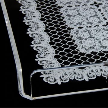Queen Bee İstanbul QB403000 40x30 CM Dantel Desenli Pleksi Tepsi