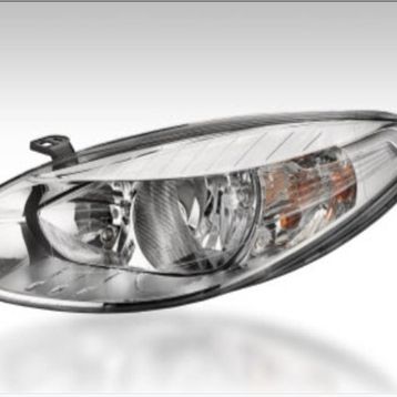 Renault Fluence 2010 Motorlu Sağ Far