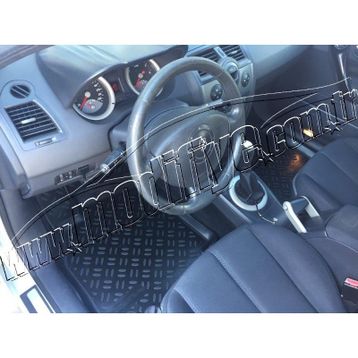 Renault Megane 2 2005 Havuzlu Paspas