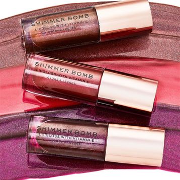Revolution Shimmer Bomb Daydream Pink Lip Gloss