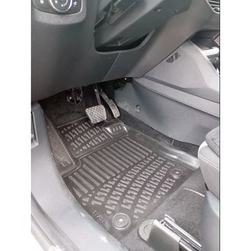 Rizline Ford Courier 2024+ 3D Siyah Havuzlu Paspas