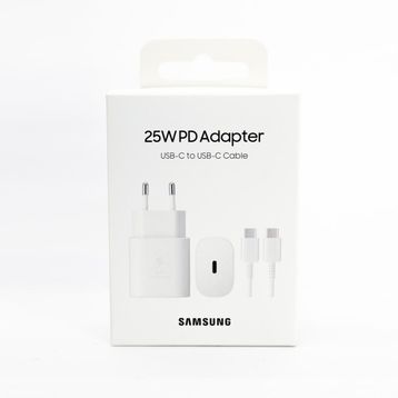 Samsung Galaxy S20 Fe 5G Fast Charging 25W Type-C Çıkışlı Kablolu Beyaz Şarj Aleti