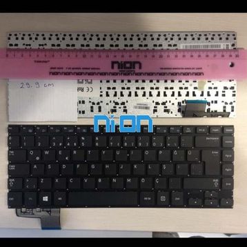 Samsung NP530U4B Klavye