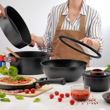 Schafer Matrix 26 cm 8 Parça Siyah Matrix Döküm Tencere Seti