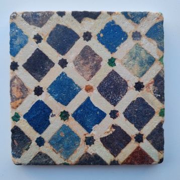 Şeker Portakalım Tekli 10x10 cm Beyaz Dekoratif Figürlü Doğal Taş Gider Kapağı Banyo Süsü