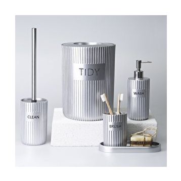 Selim Grooved Gümüş Banyo Seti