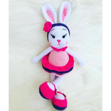 Şirin Tavşan Amigurumi Oyuncak