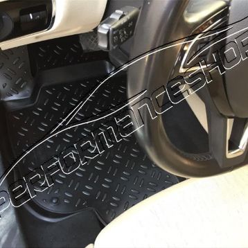 Skoda SuperB 2013 Model 3D Havuzlu Paspas