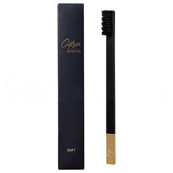 Slim By Apriori Siyah Altın Yumuşak Diş Fırçası
