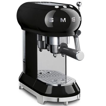 Smeg ECF01 Kahve Makinesi