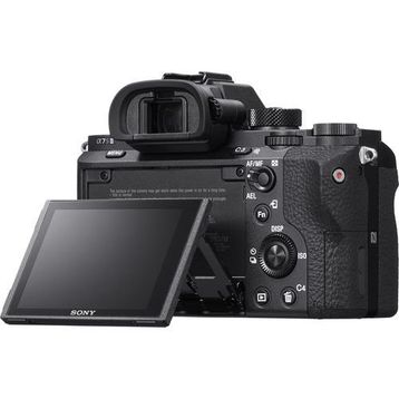 Sony A7 II 24-70mm Lens Aynasız Fotoğraf Makinesi