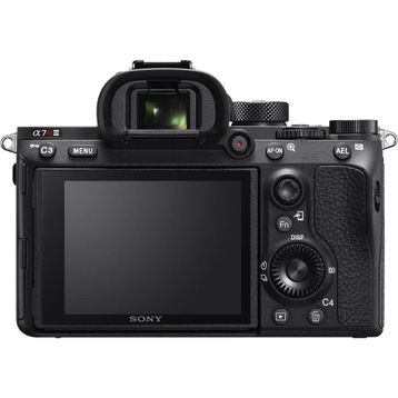 Sony A7R III Aynasız Fotoğraf Makinesi