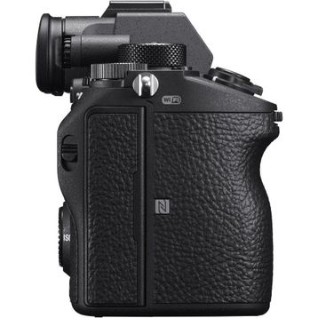 Sony A7R III Body Aynasız Fotoğraf Makinesi