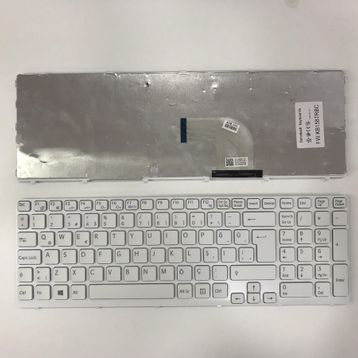 Sony Vaio V133846AS1 Beyaz Klavye