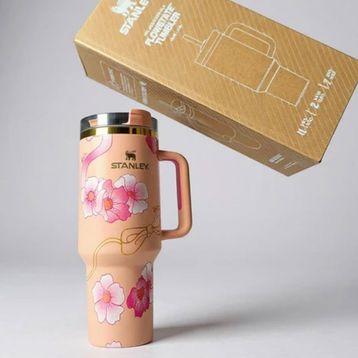 Stanley Quencher Barbie Edition 1.18 lt Pipetli Termos