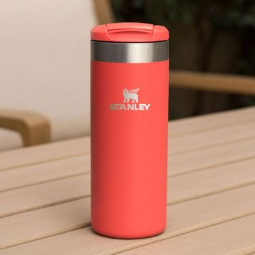 Stanley The Aero Light Transit Mug 0.47 lt Hot Coral Termos