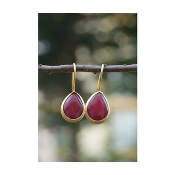 Stoneage Altın Kaplama Vişne Rengi Jade Taşlı Kadın Küpe