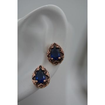 Stoneage Safir Taşlı Mıhlama İşçilikli Küçük Boy Damla Küpe