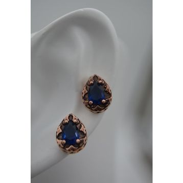 Stoneage Safir Taşlı Mıhlama İşçilikli Küçük Boy Damla Küpe