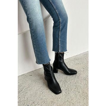 Straswans BT4500 Trew Siyah Kadın Bot